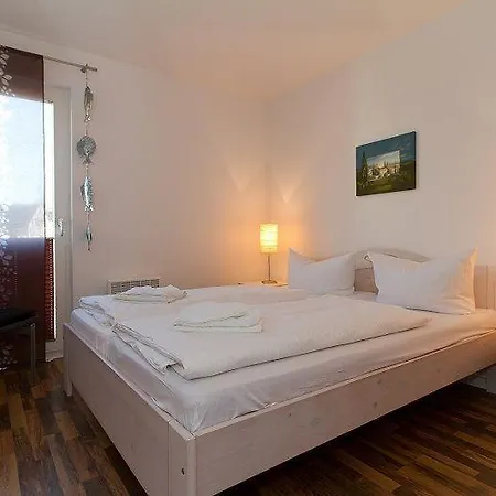 Fewo-5-2-s-ferienwohnung-in-graal-mueritz Apartment